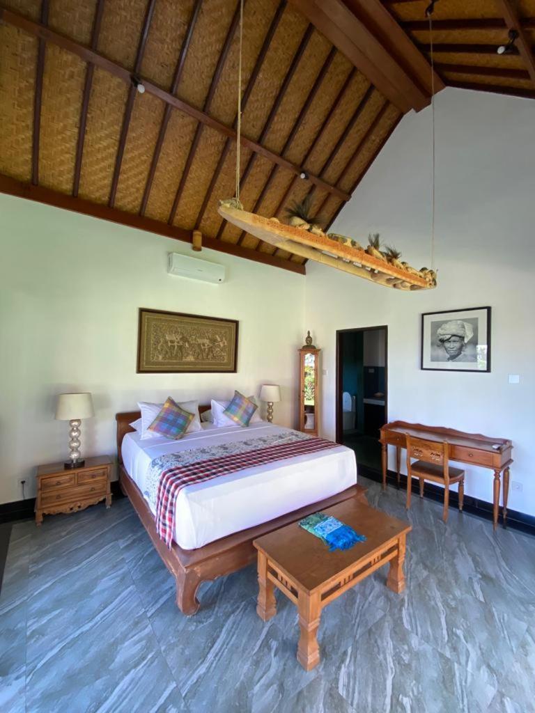 Puri Ayu Hotel Canggu Buitenkant foto