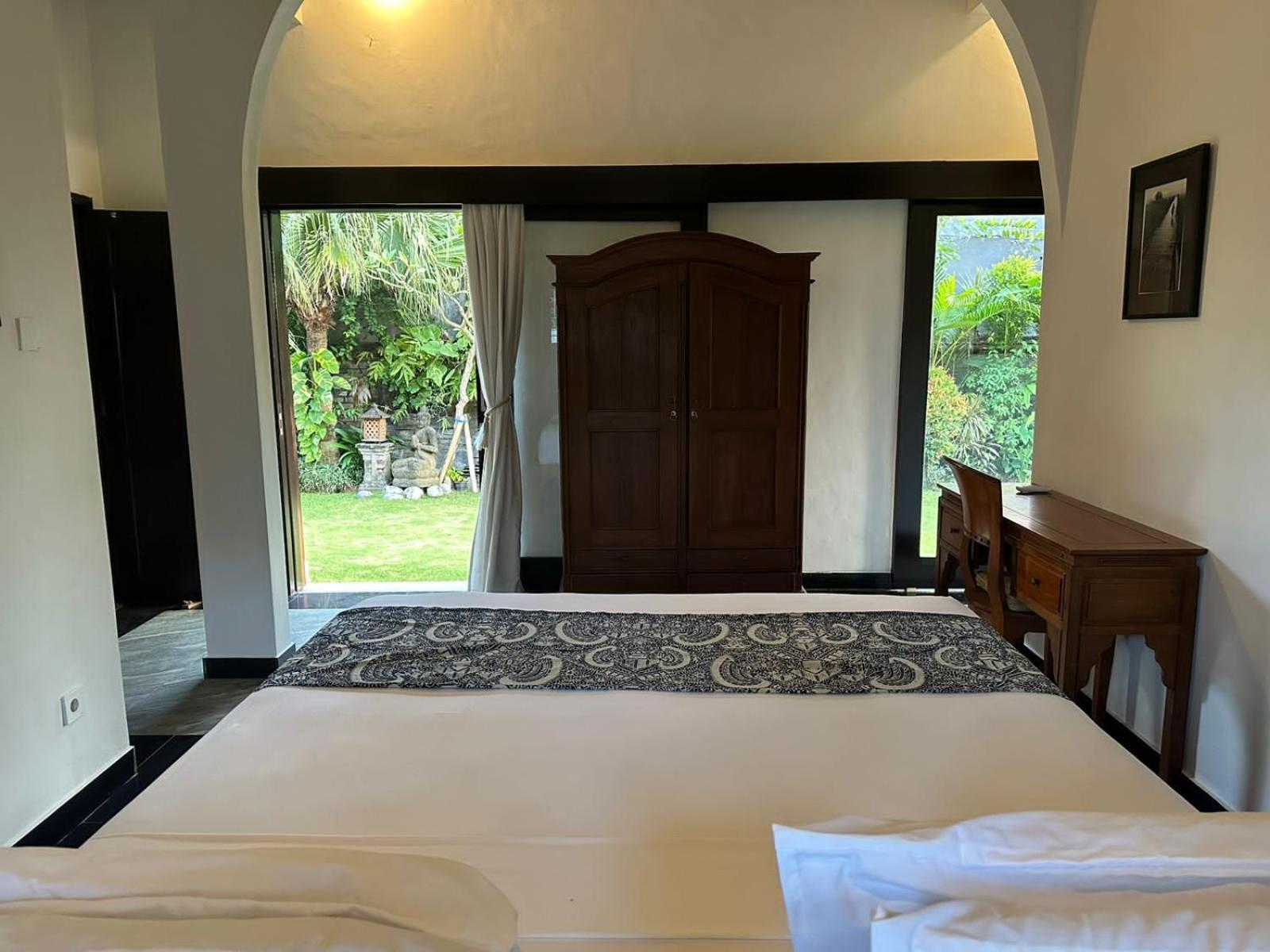Puri Ayu Hotel Canggu Buitenkant foto