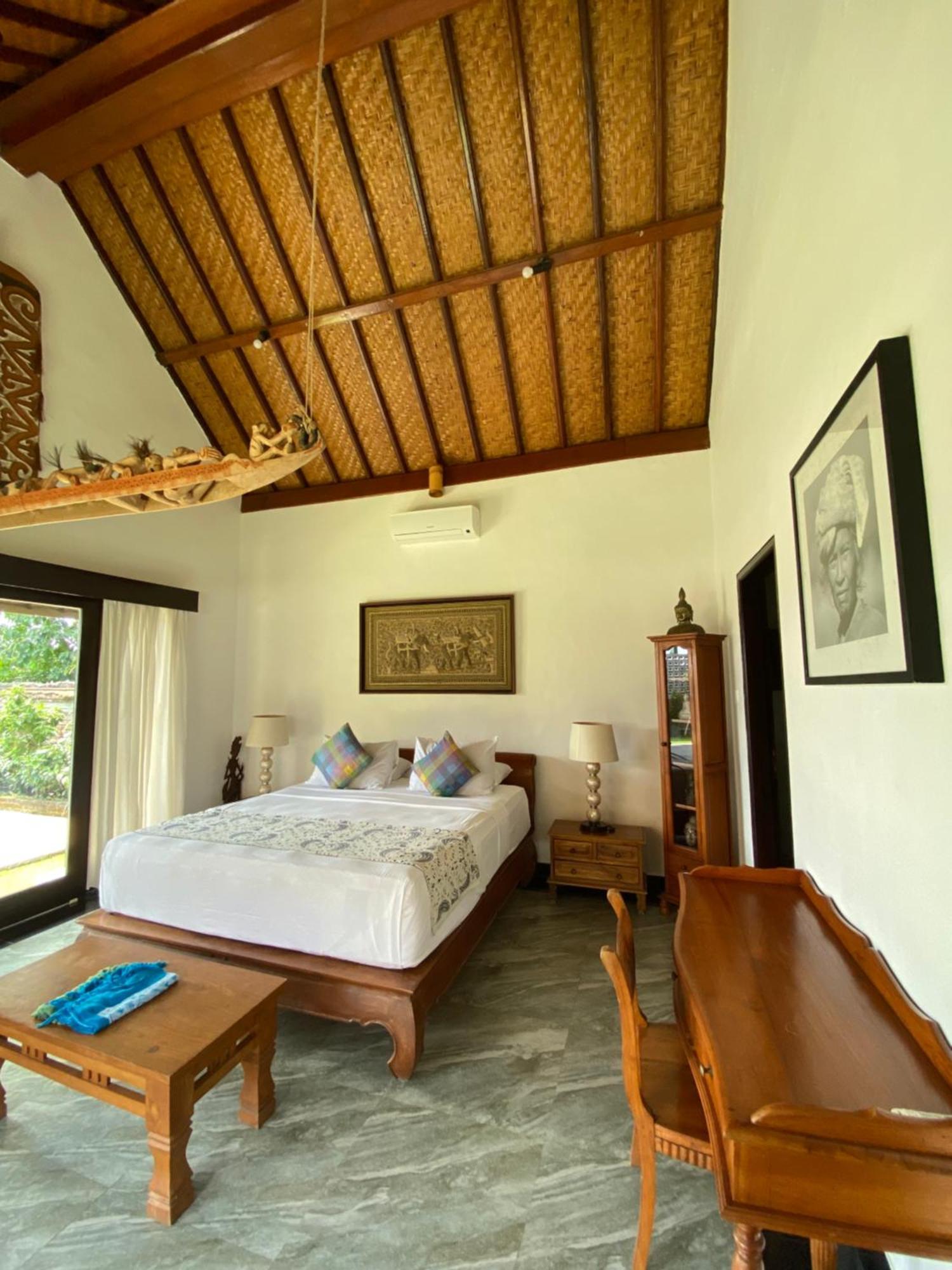 Puri Ayu Hotel Canggu Buitenkant foto