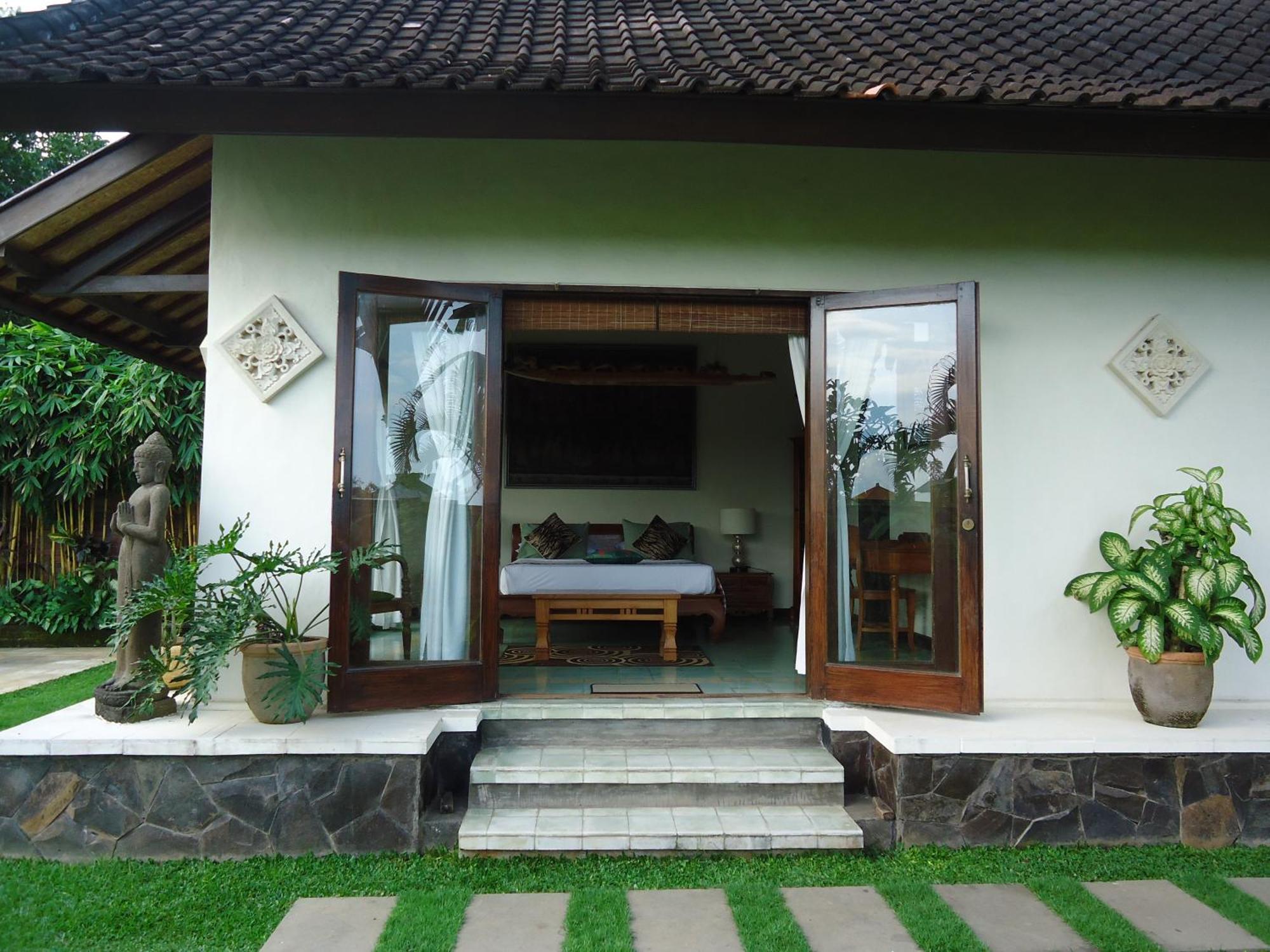 Puri Ayu Hotel Canggu Kamer foto