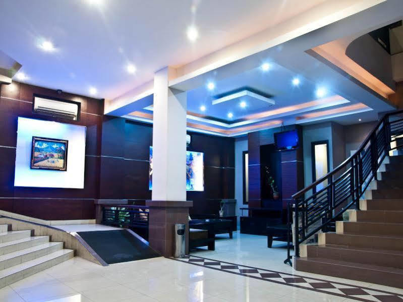 Puri Ayu Hotel Canggu Buitenkant foto